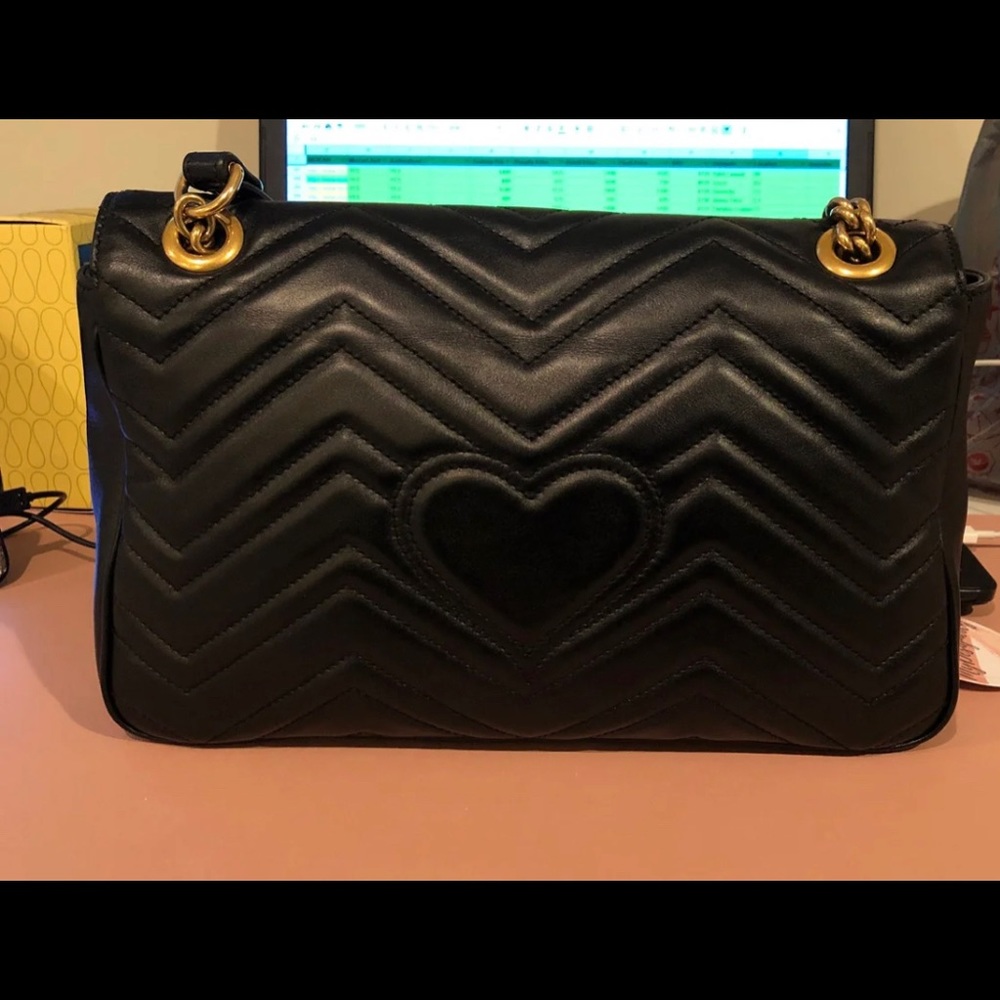 Sold on another site Gucci Marmont Matelasse medium black bag/crossbody - Picture 3 of 15
